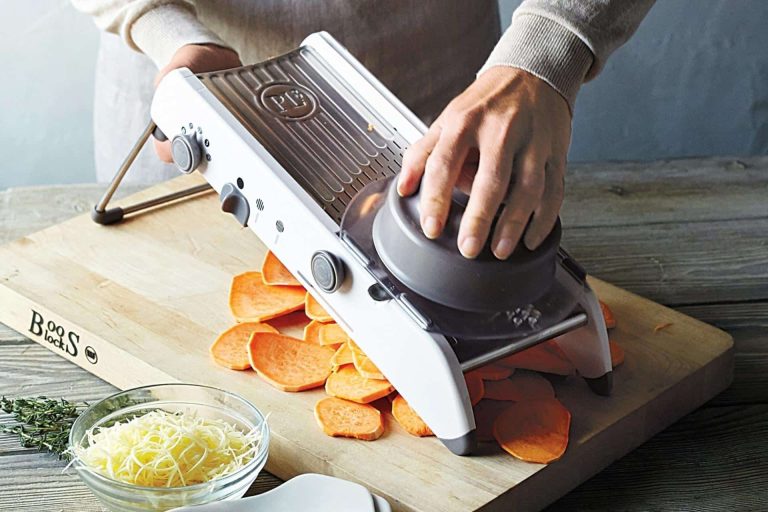 Mandoline Safety Tips for Beginners